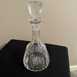 Elegant Atlantis 24% Lead Crystal Whiskey Decanter with Stopper